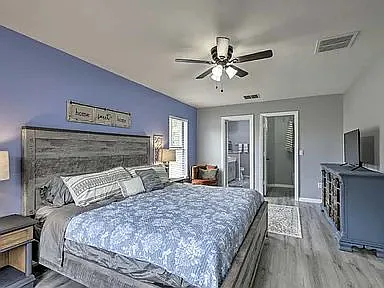 innerside_of_first_bedroom_Ocala_FL_34481_stonemarkpm