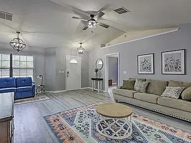 stonemarkpm_big_hall_entrance_area_Ocala_FL_34481