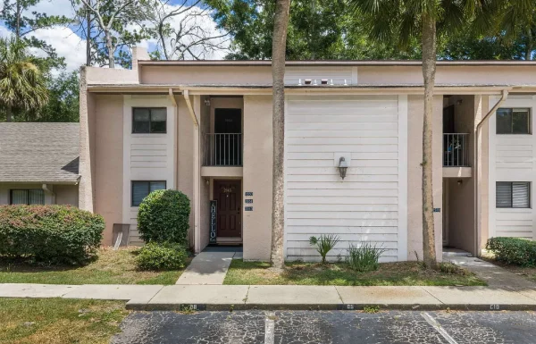stonemarkpm_front_view_appartment_Ocala_FL_34474