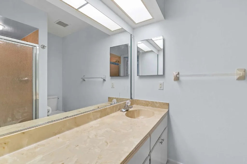 washbasink_first_bathroom_Ocala_FL_34474_stonemarkpm