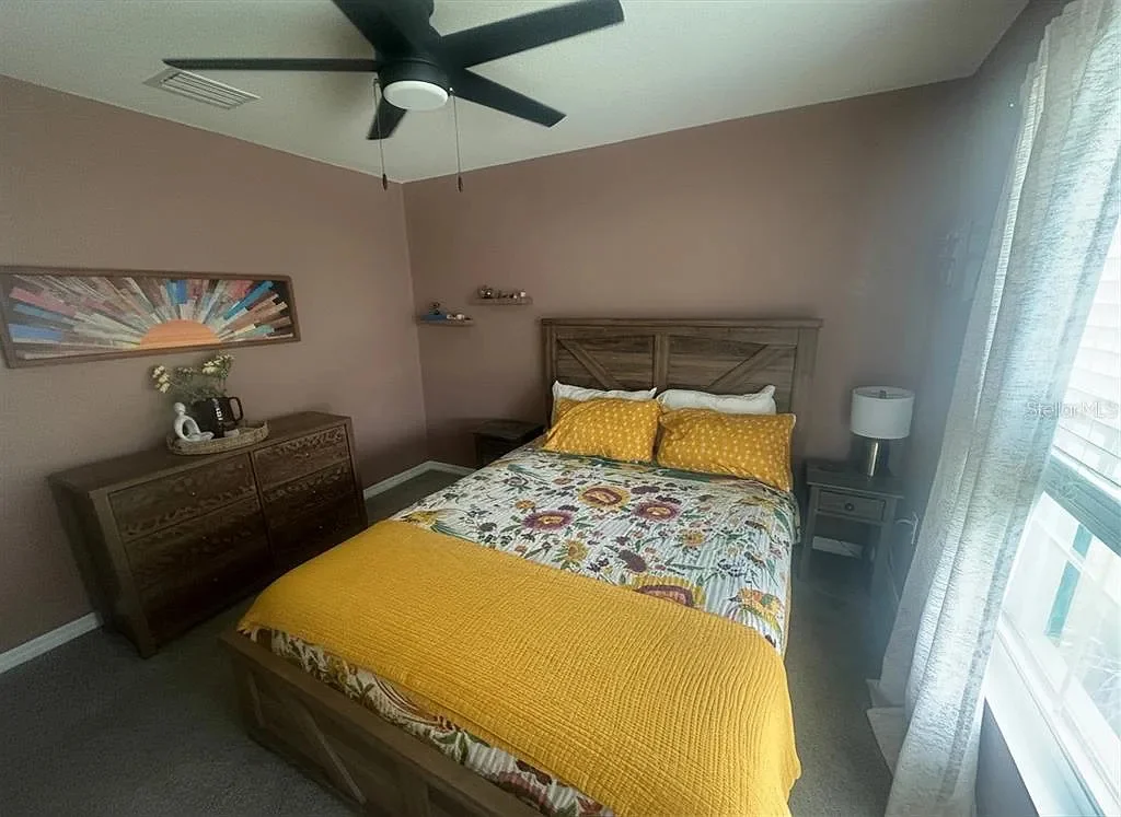 First bedroom in Spacious 4BR in Desirable Deer Path North