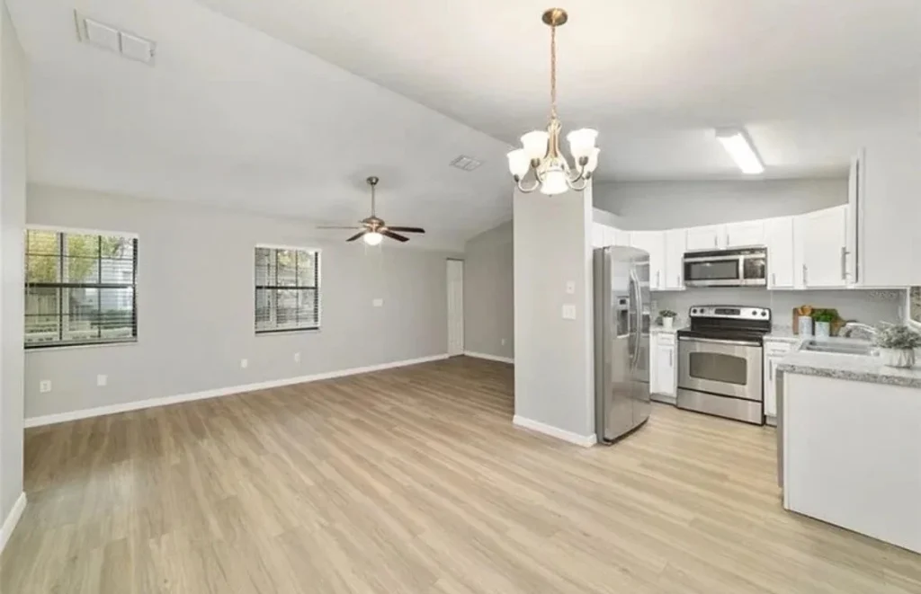 kitchen-stainless-steel-appliances-920 SE 2nd St, Ocala, FL-Stonemarkpm